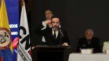 El ultraderechista, Abelardo de la Espriella, recibe constancia de presidente electo de Colombia