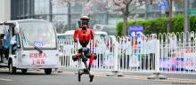 Robot chino supera rompe récord mundial en carrera de 100 metros