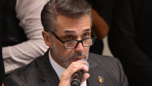 Sergio Mayer vuelve a pedir licencia como diputado por tiempo indefinido y sin recibir sueldo