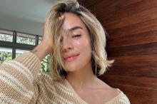 Karol G ofrece ayuda con su fundación a los afectados por el sismo en Colombia 