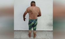 Madre e hija señalaron directamente al hombre de haberlas golpeado y amenazado dentro de su vivienda