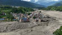Deslaves en el Himalaya dejan casi 800 personas fallecidas