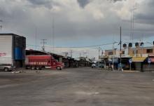 Cuestionan contratación de ex policía señalado de vínculos con el crimen para tareas de seguridad en el agropecuario; administración responde
