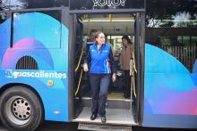 Tere Jiménez supervisa rutas y escucha a usuarios del YoVoy