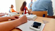 Regulación de celulares 