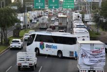 Acuerdan Segob y transportistas de la Canacar retiro de bloqueos y mesas de diálogo