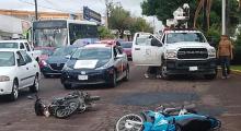 Ambos terminaron sobre el pavimento pero tras la valoración solo a la mujer la trasladaron a un hospital