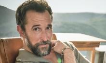 El actor Noah Wyle es elegido el hombre más sexy del mundo en 2026