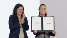 Sheinbaum firma decreto que prohibe la doble nacionalidad en candidaturas presidenciales y otras