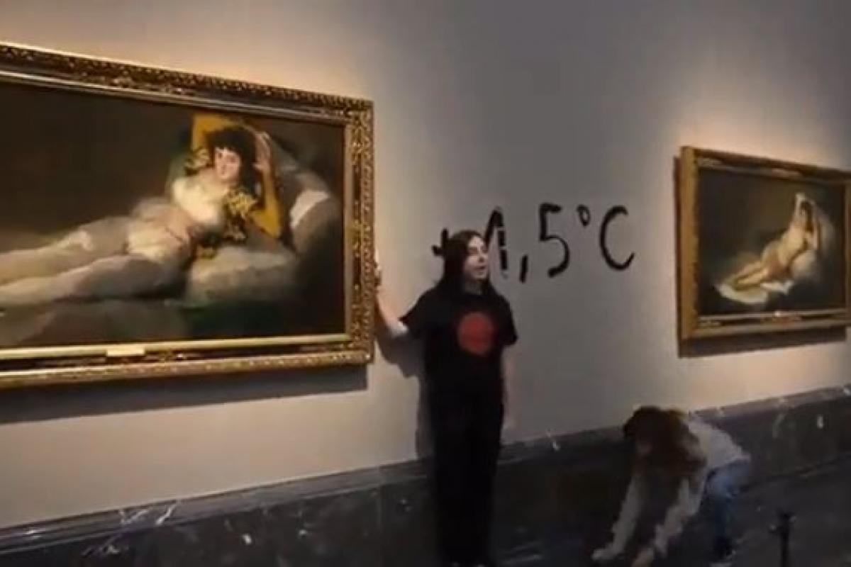 Activistas vuelven a atacar obras de arte, ahora a las Las Majas de ...