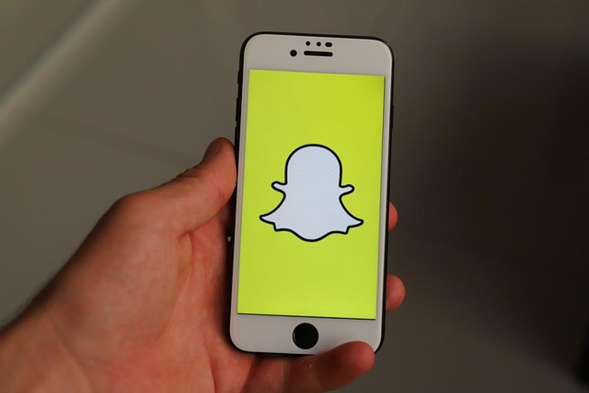 UK warns of possible espionage via Snapchat